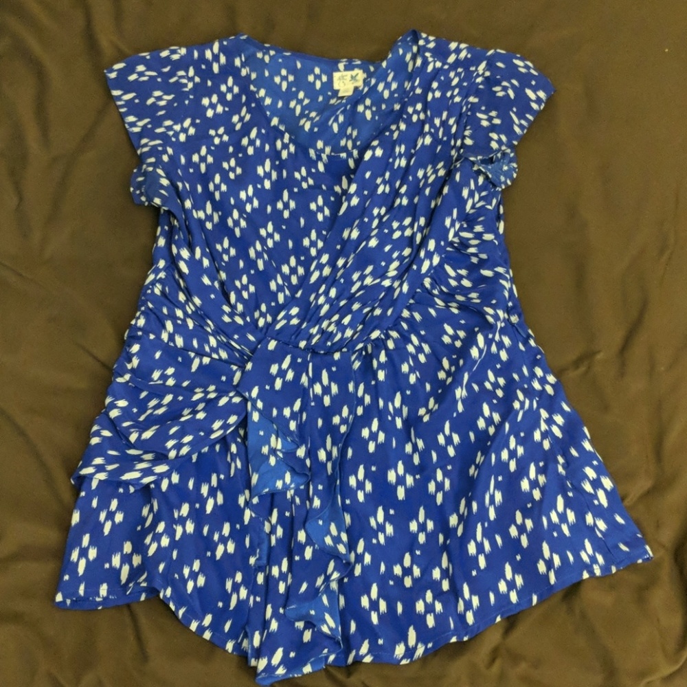 Edme and esylle tops